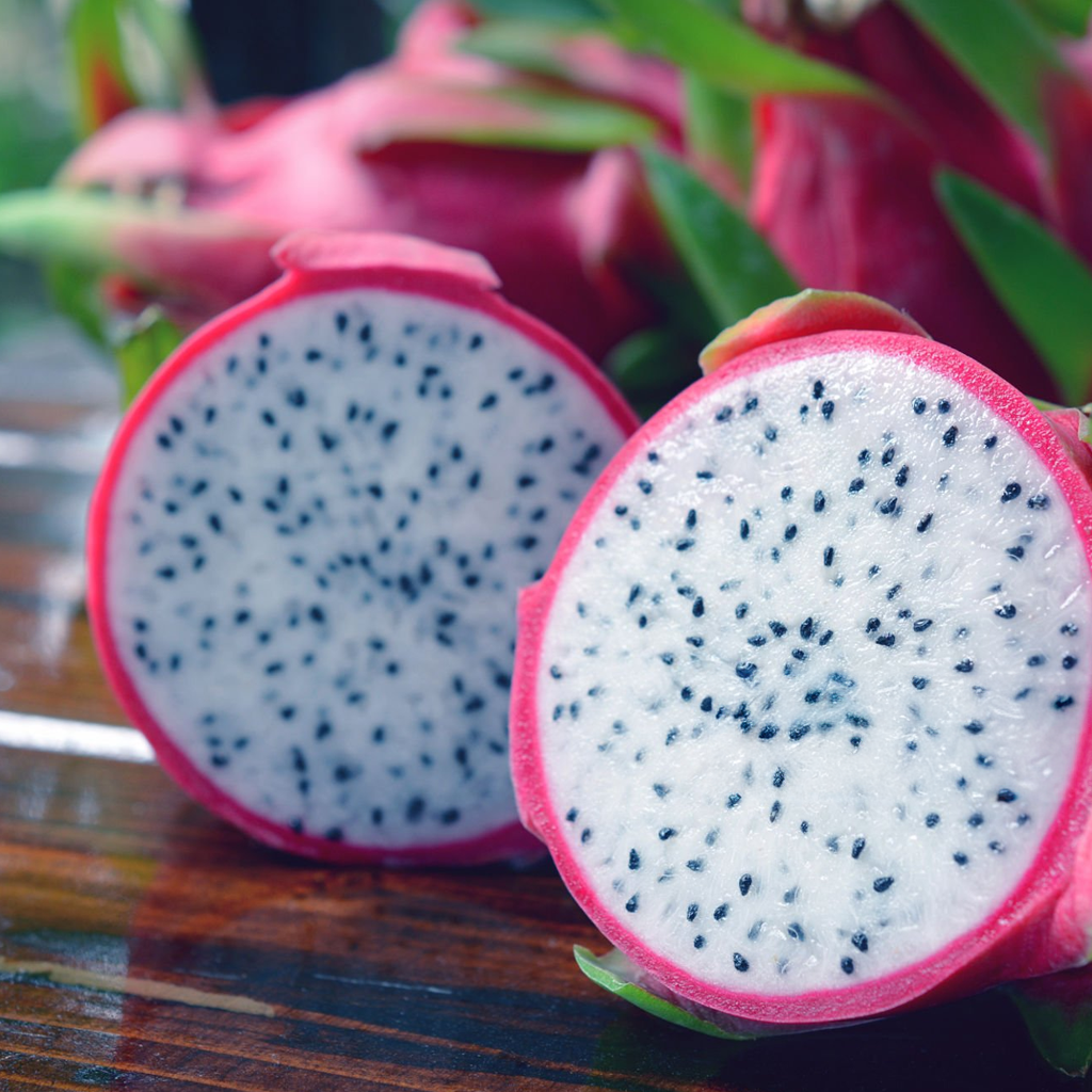 Fresh Dragon Fruit - 1 Pc (300g to 400g)
