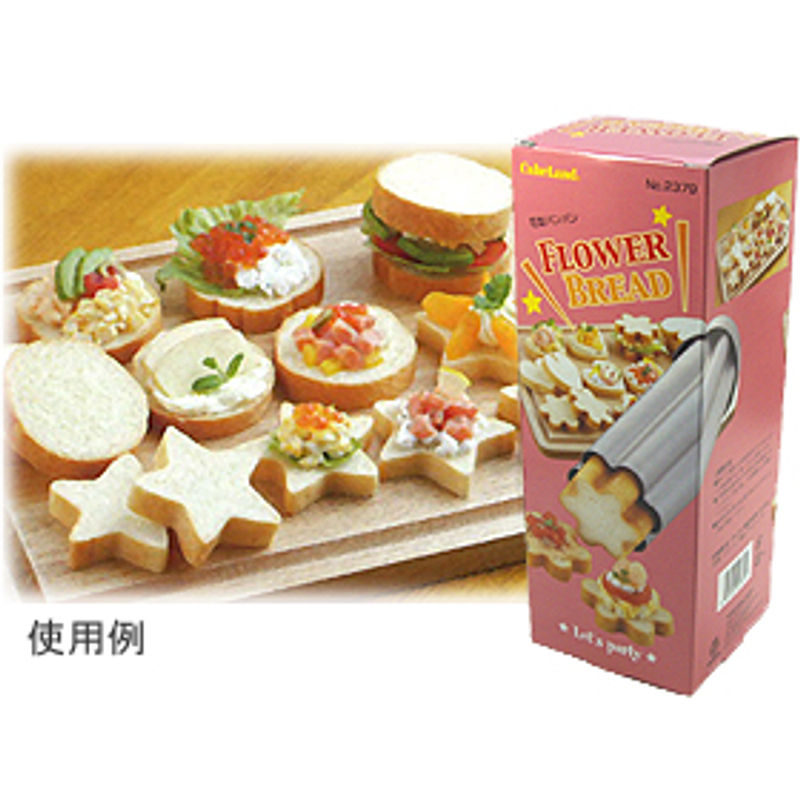 Tomiz Flower Shaped Bread Mould  - 1 Pc