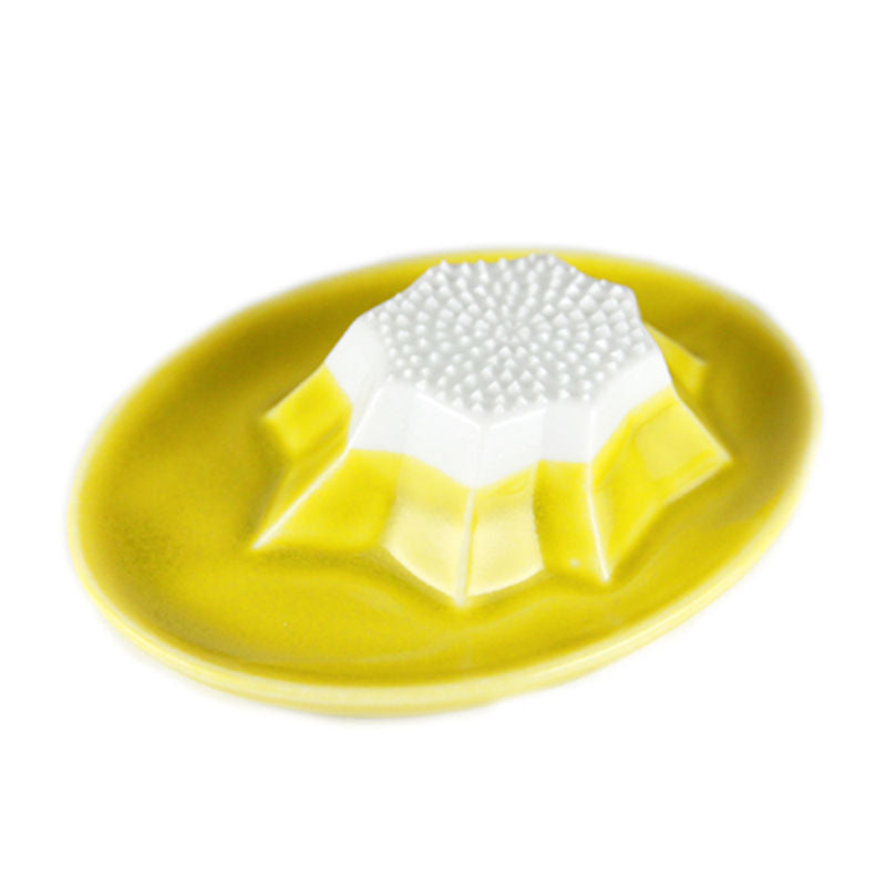 Powder Foods Grater Ginger Mount Fuji (Yellow)  - 1 Pc