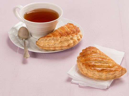 La Boulangerie Brioche Apple Turnovers  - 125 G