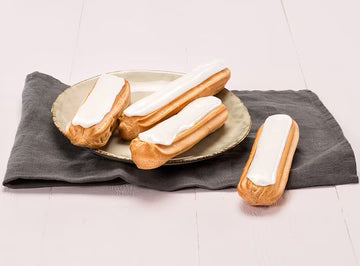 La Patisseriel Lpd - Vanilla Eclair/La Patisserie  - 1 Pc