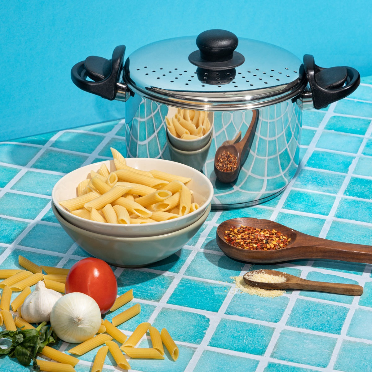 Vinod Stainless Steel Pasta Pot with Strainer lid - 6.8 L - STP + FREE Storage Container 1 Pc