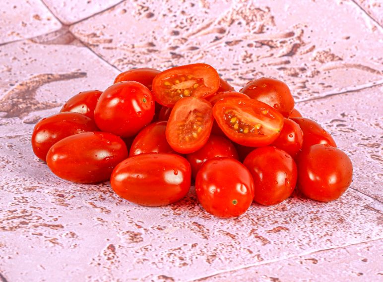 Les Jardins Du Petit Depot Cherry Tomatoes  - 250 G