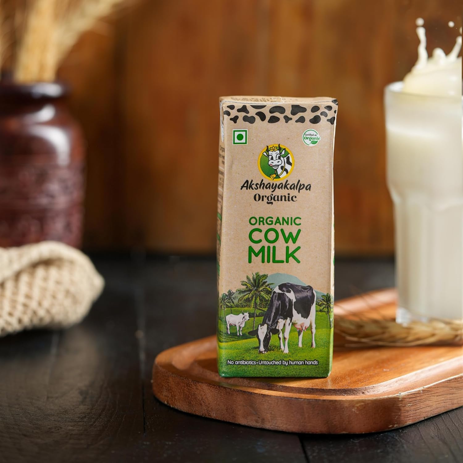 Akshayakalpa Organic UHT Cow Milk - 1 L
