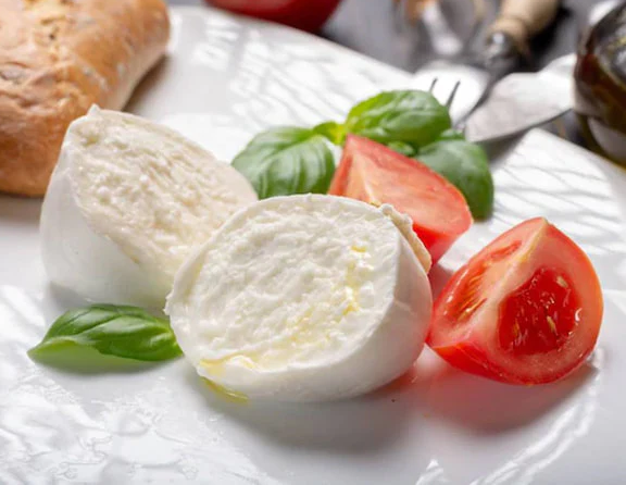 Roma Bella Iqf Burrata Mozzarella Cheese  - 125 G